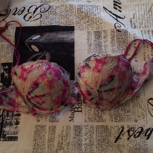 Victoria’s Secret Floral Textured Bra 36B